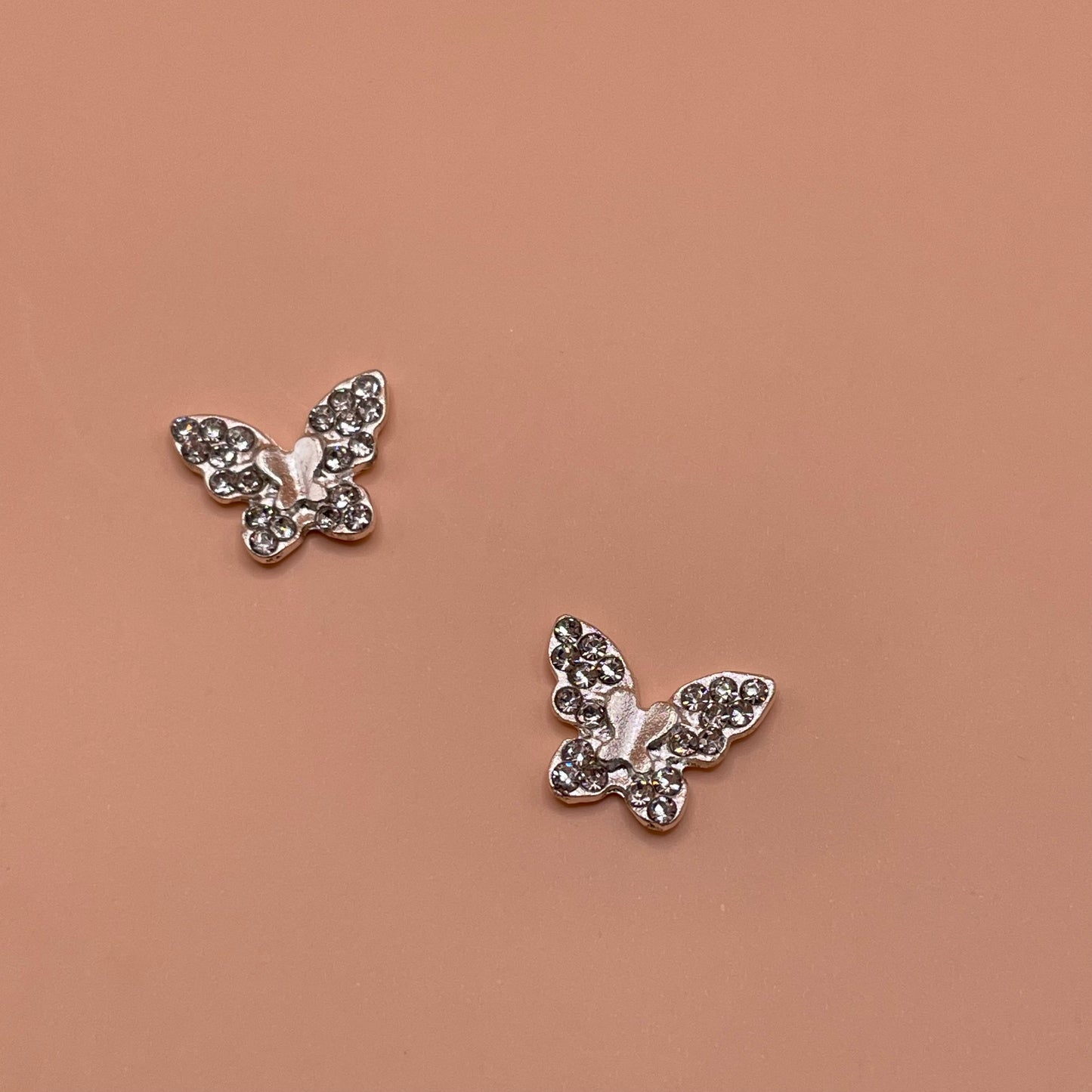 Silver butterfly Charm L113