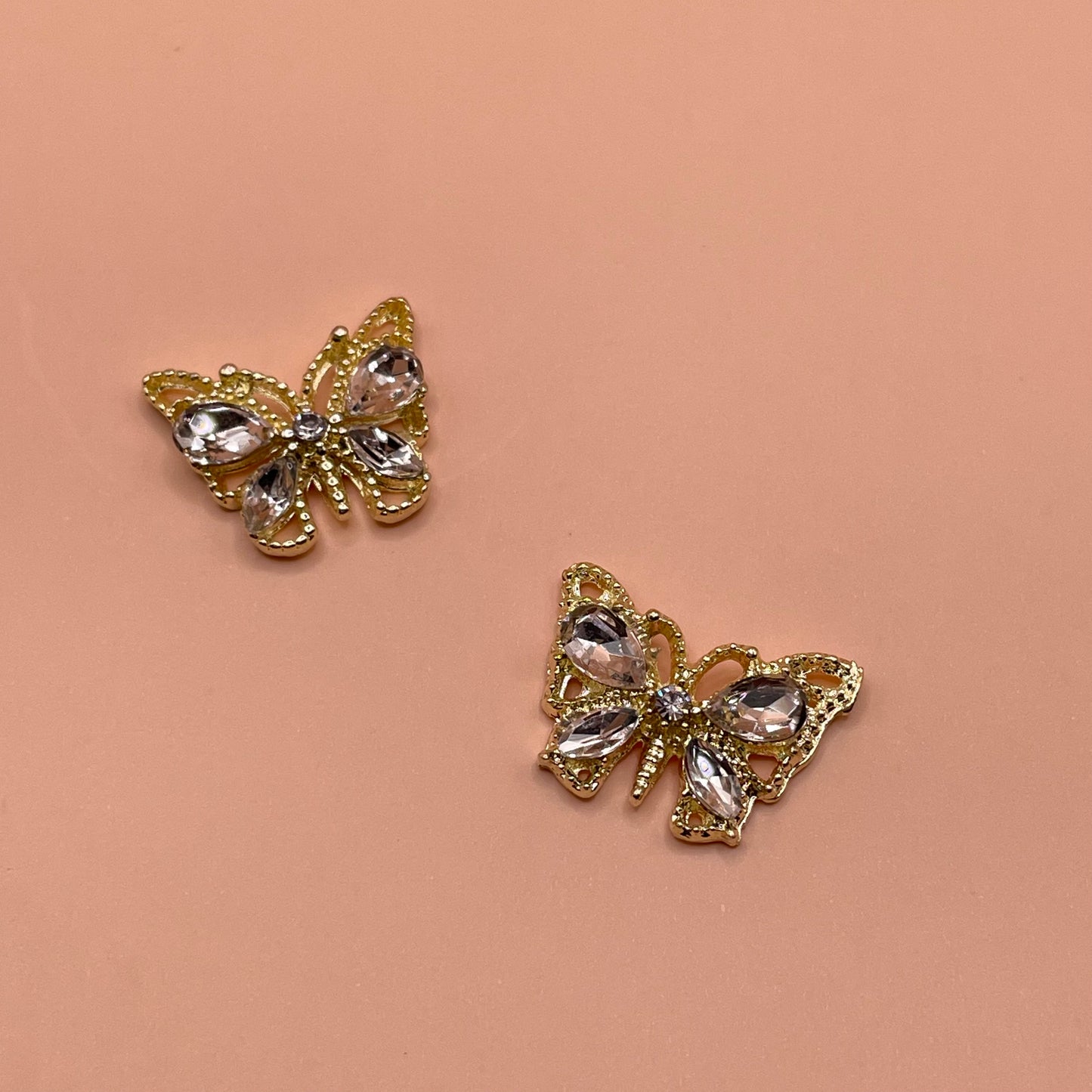 Gold XL butterfly Charm L111